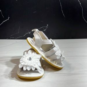 Unbranded Baby Sandals White sz 2